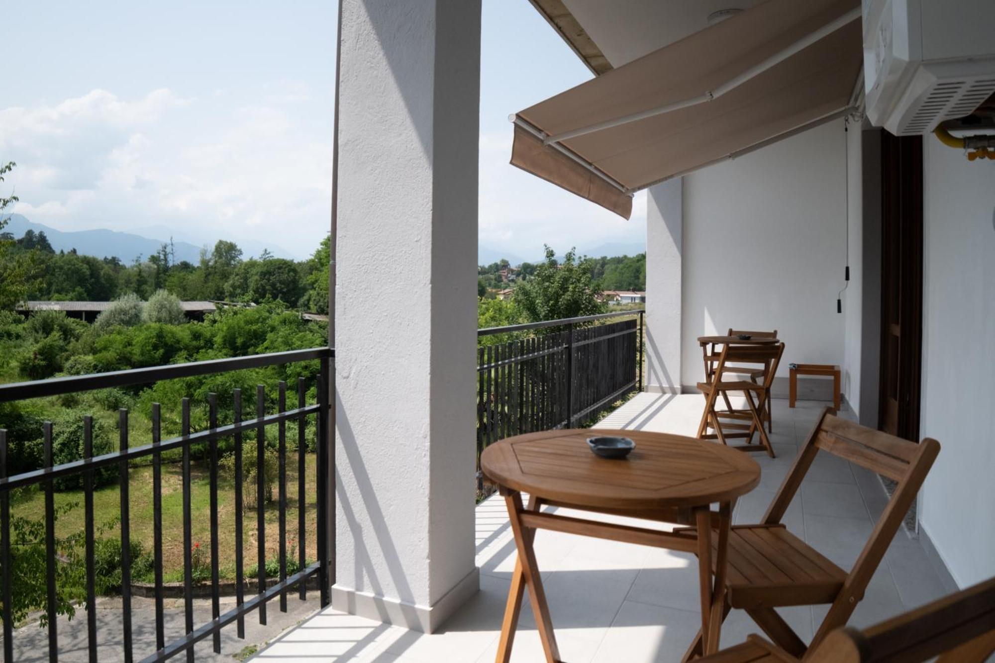 Casa Vacanze Aria Leggiuno Exterior foto